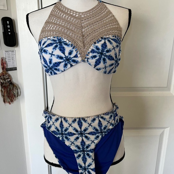 🚨 HOST PICK 🚨Tie dye high neck crochet bikini - Picture 5 of 5